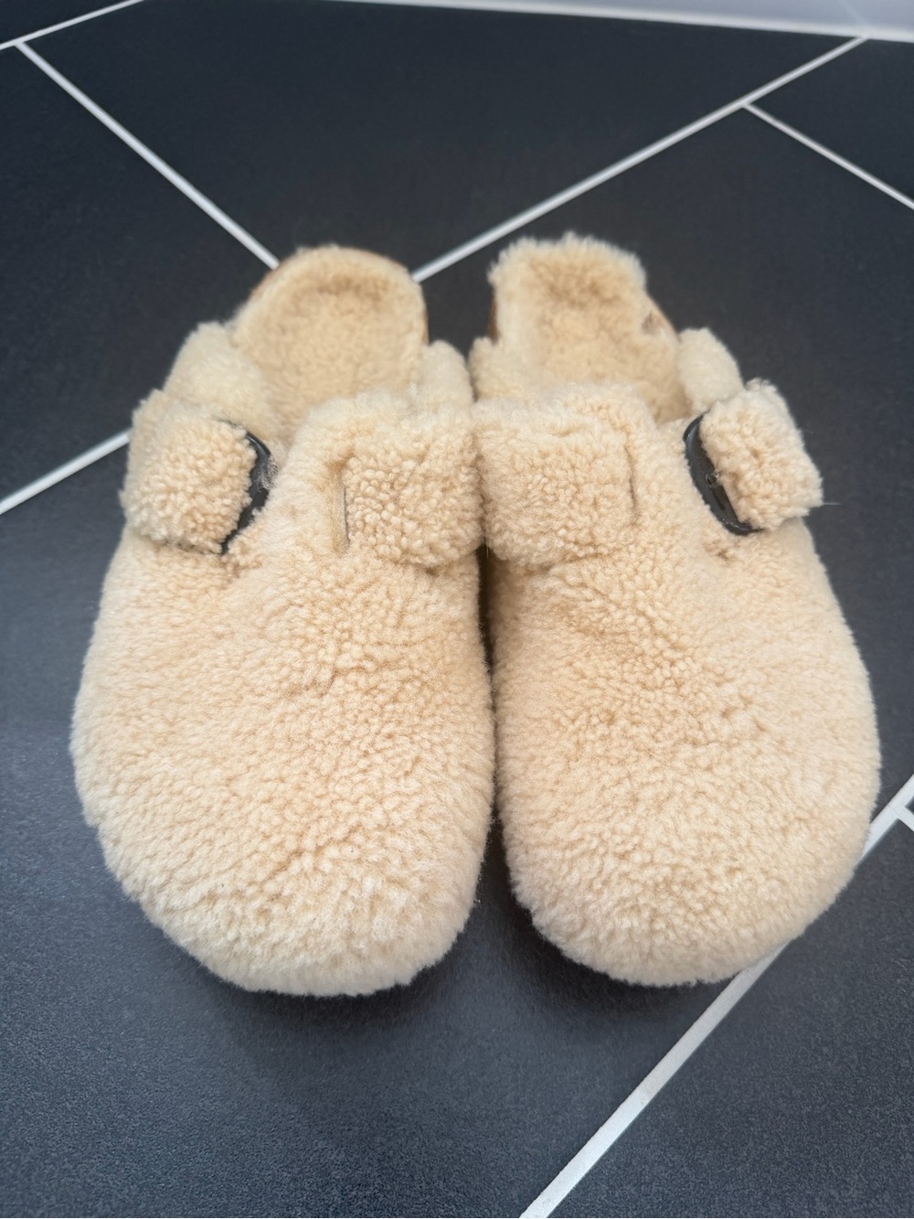 Birkenstock Papillio Boston Big Buckle Clogs Sherpa/Shearling Beige Size 39 - Picture 2 of 9